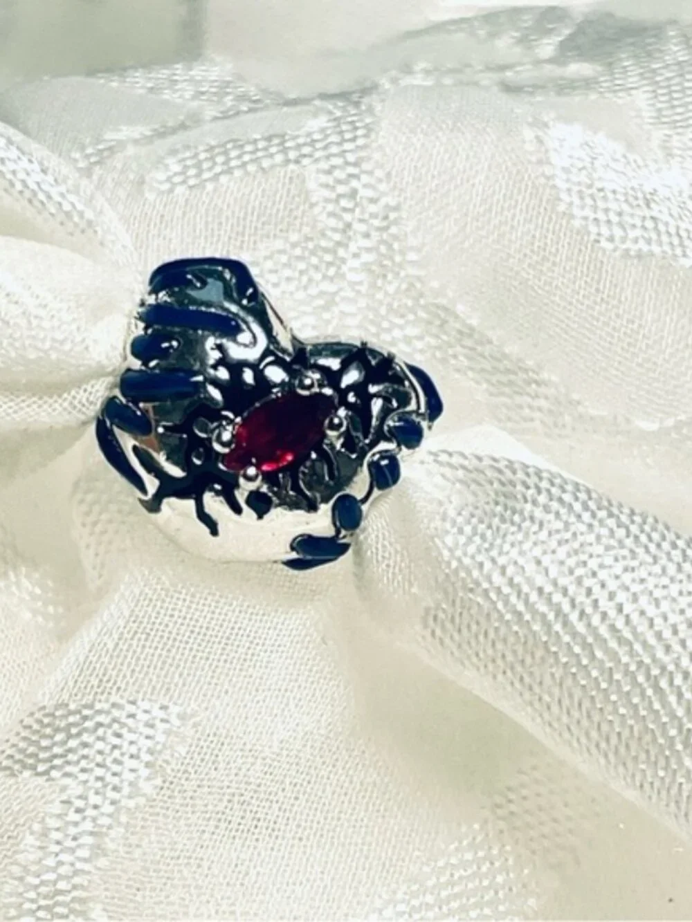 💖✨ NEW Stranger Things Glow Heart Charm – Upside Down 🌑